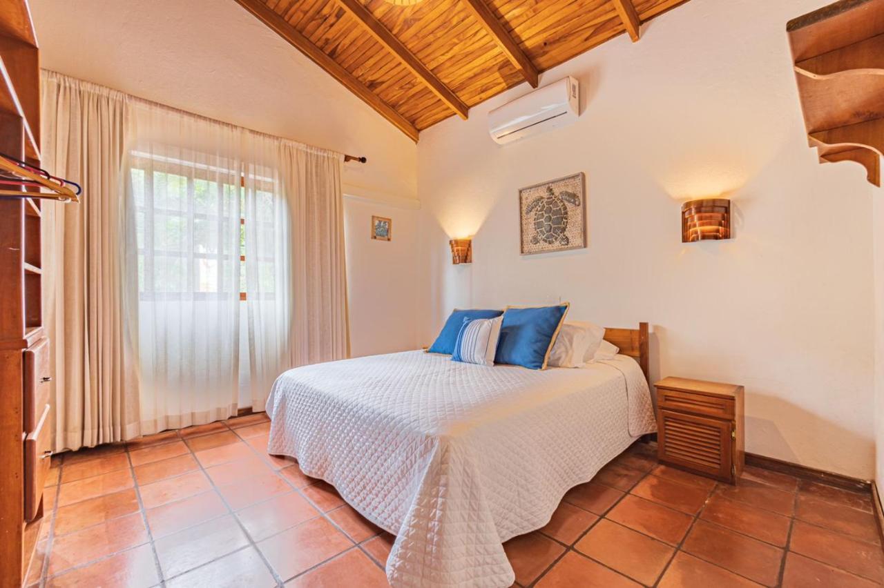 Ola Bonita Beachfront Apart Hotel 플라야 에르모사 외부 사진